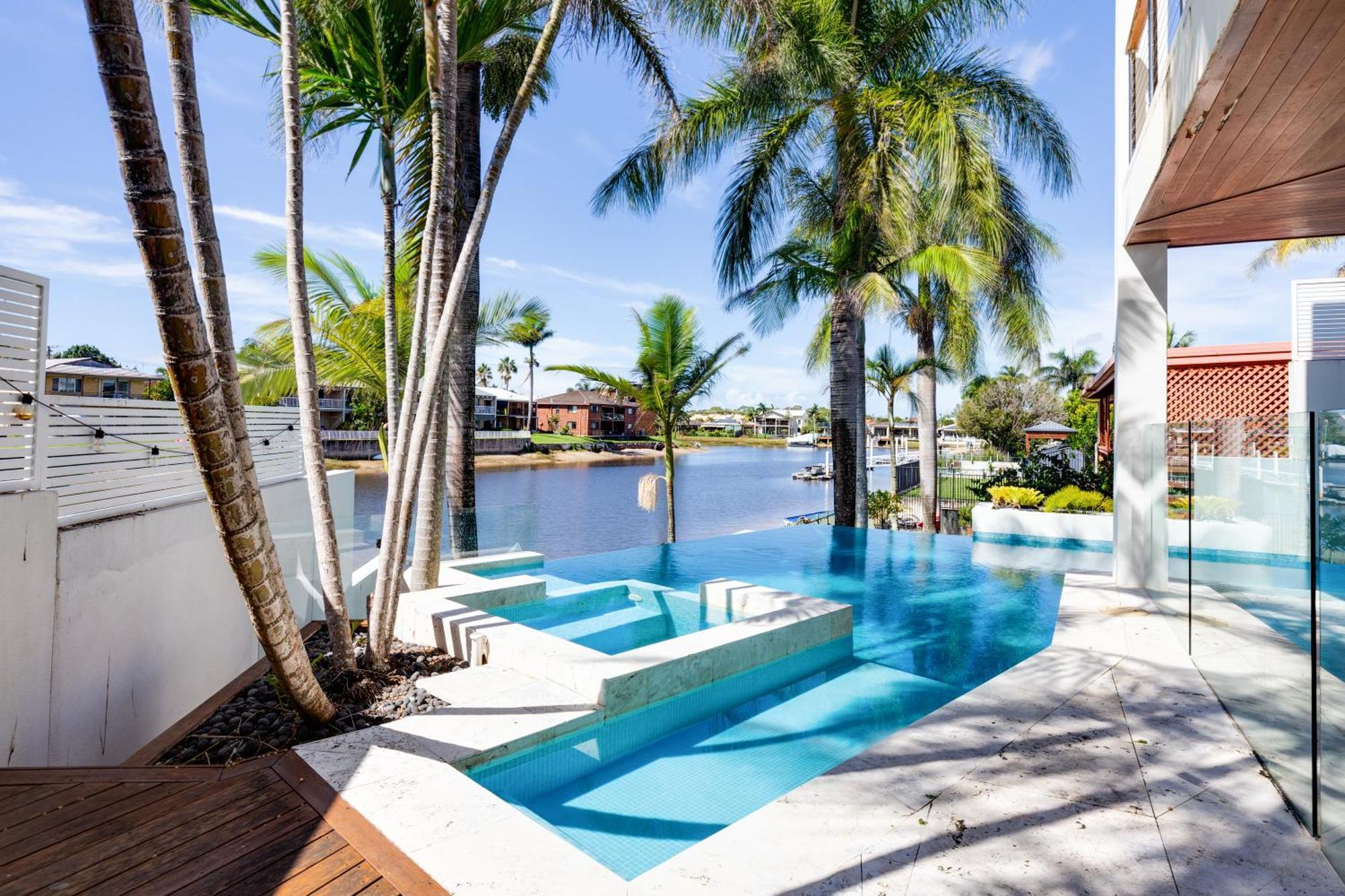 Luxurious, Tropical Haven, Mooloolaba- Moonda5 Villa Exterior photo